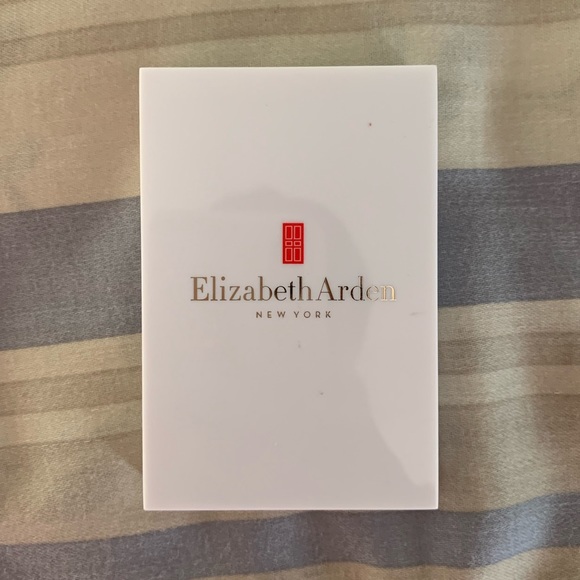 Elizabeth Arden Eyeshadow - Picture 2 of 2